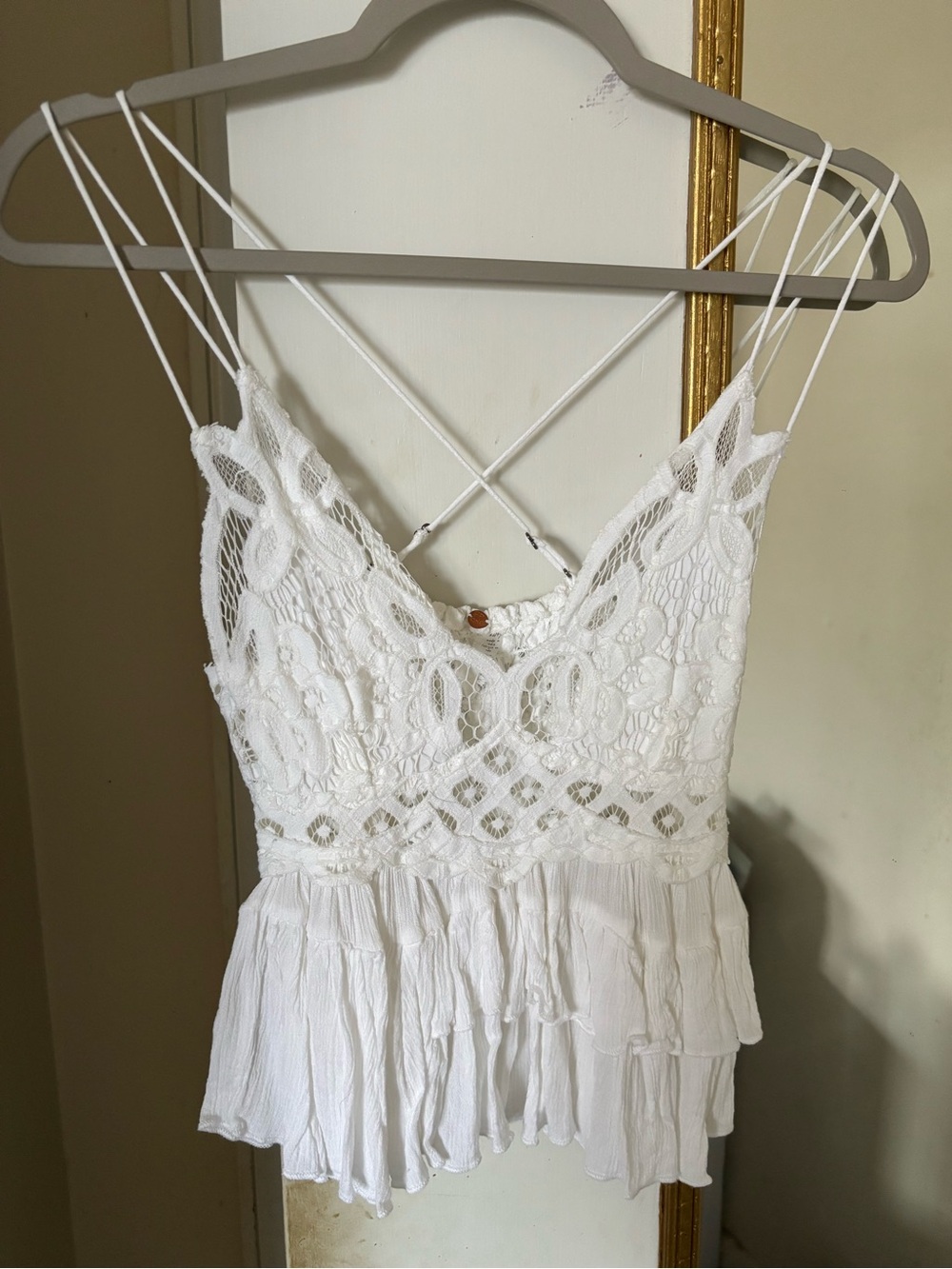 Free People Adella White Lace Ruffled Cami Tank Size XS